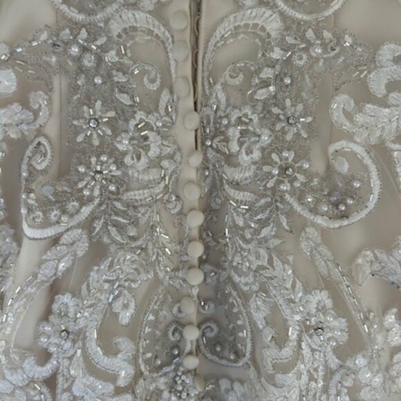Maggie Sottero Wedding Dress Malina size 12 Ivory/Gold/Pewter - Picture 8 of 11